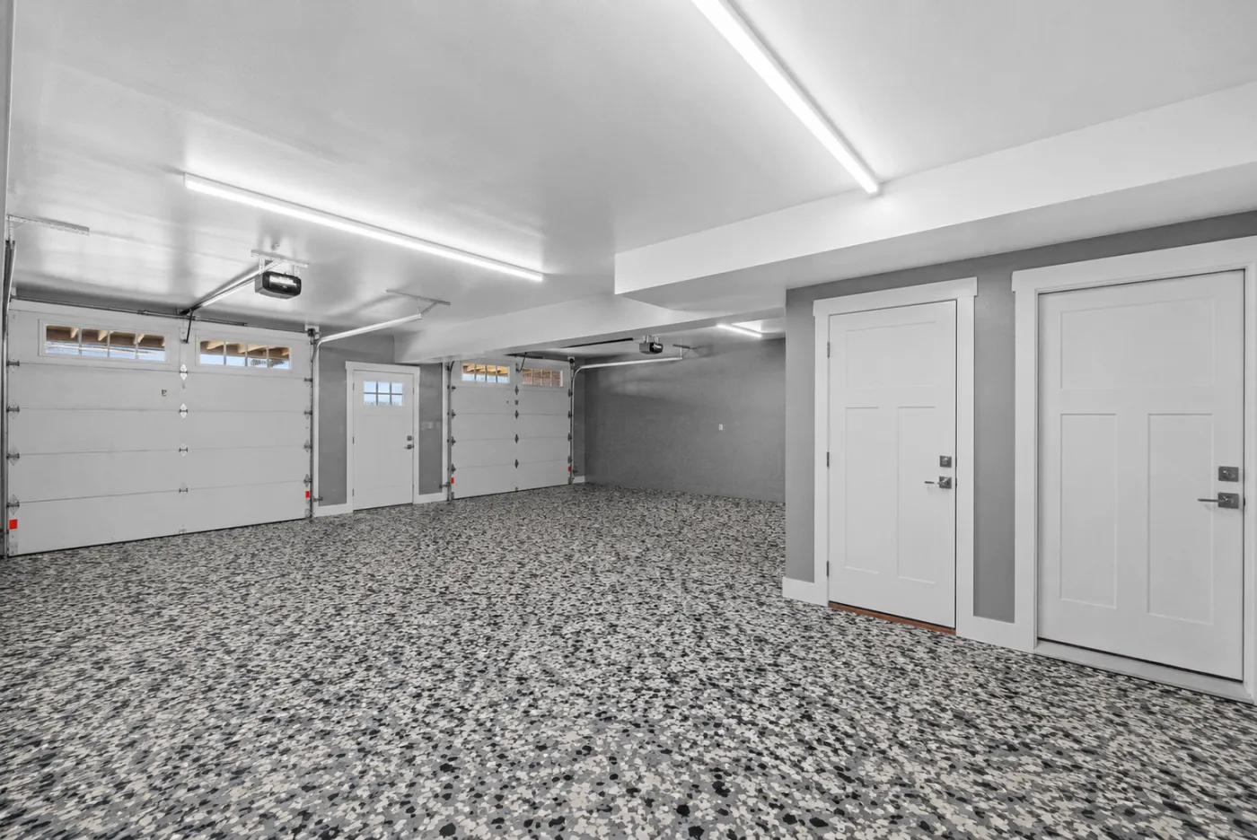 Greystone flake floor color